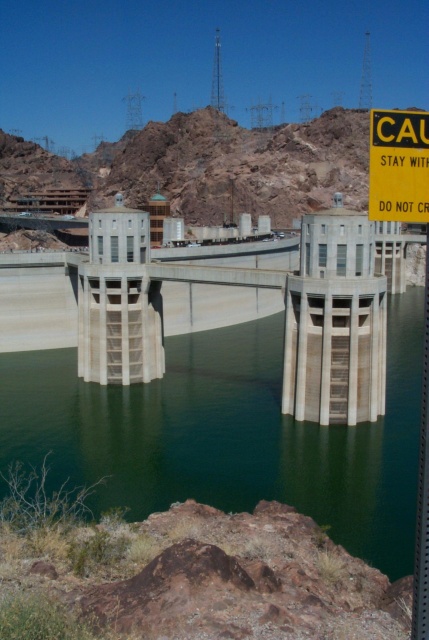 A little more detail of the Arizona towers. Do you think they have enough power lines coming out of here?